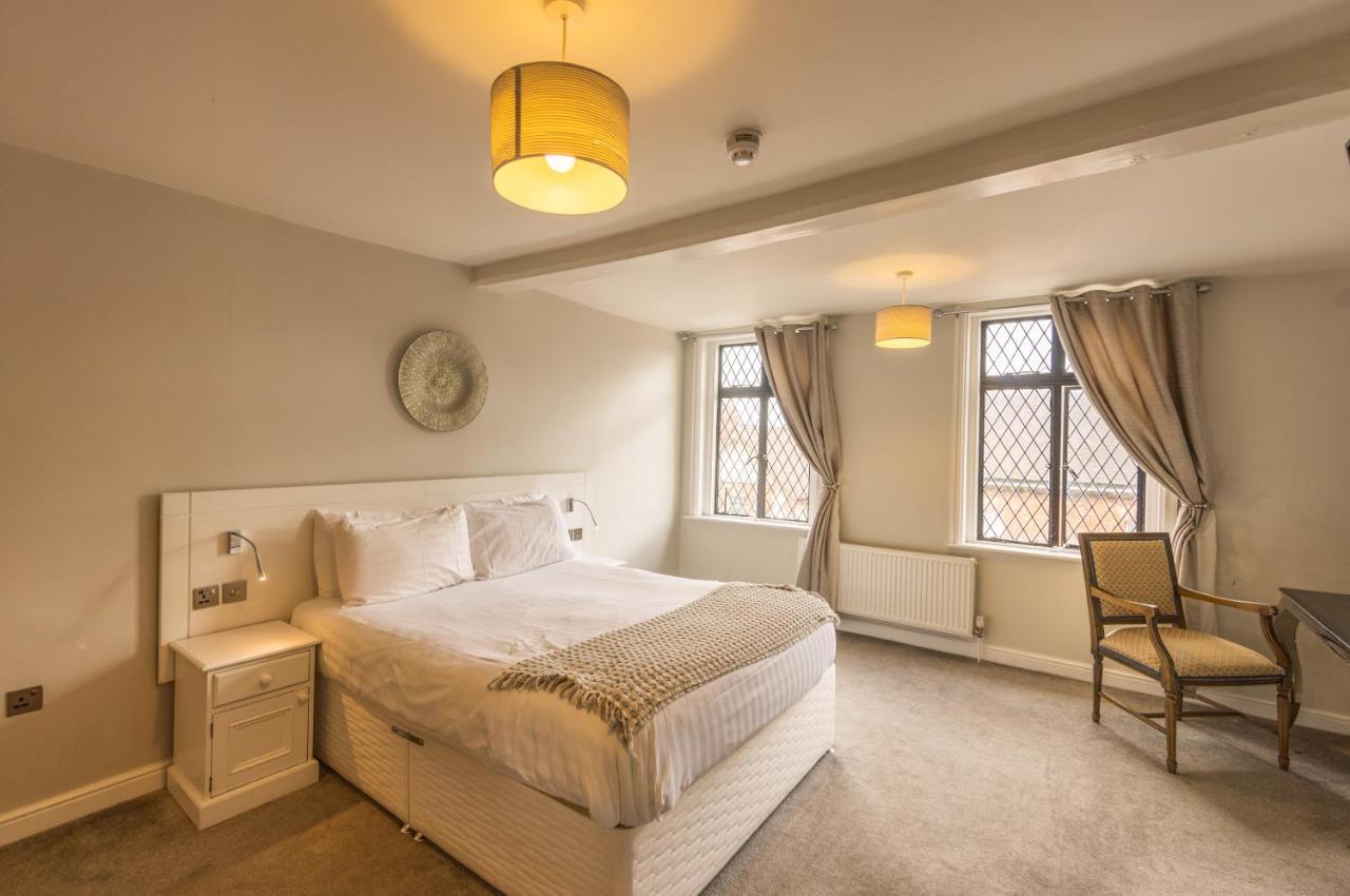 The White Hart Hotel Uttoxeter ภายนอก รูปภาพ