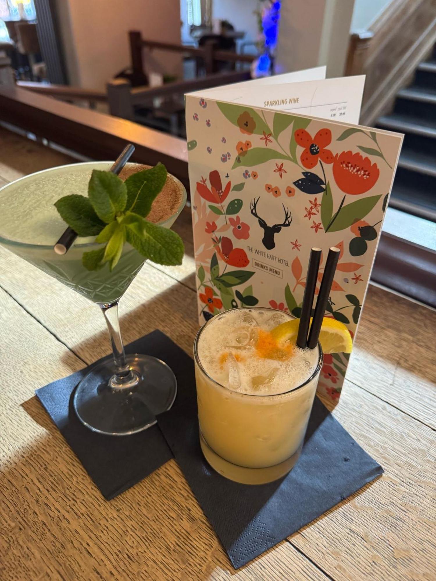 The White Hart Hotel Uttoxeter ภายนอก รูปภาพ