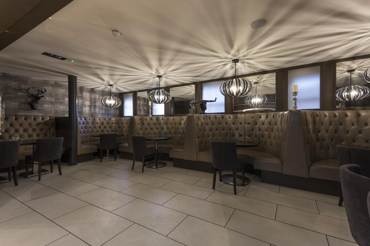 The White Hart Hotel Uttoxeter ภายนอก รูปภาพ