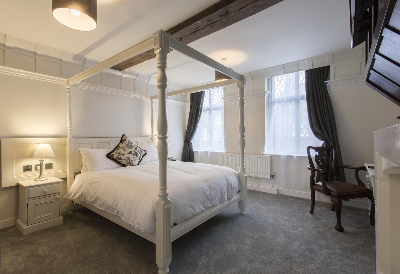 The White Hart Hotel Uttoxeter ภายนอก รูปภาพ